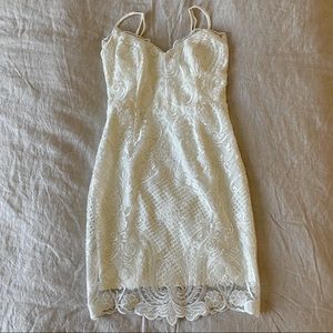 Lulu’s XS White lace mini dress